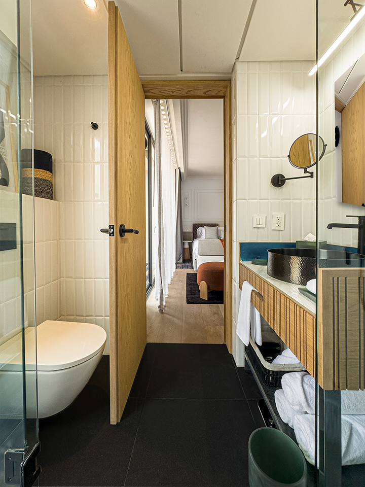 Deluxe King | Oliver Luxury Experiences
