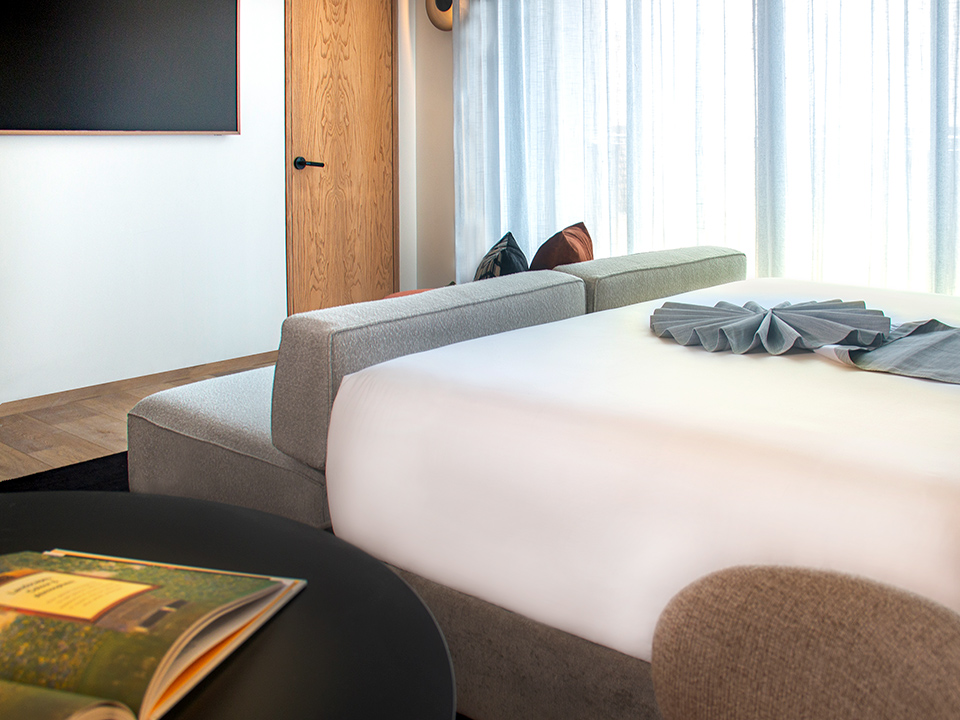 Deluxe King | Oliver Luxury Experiences
