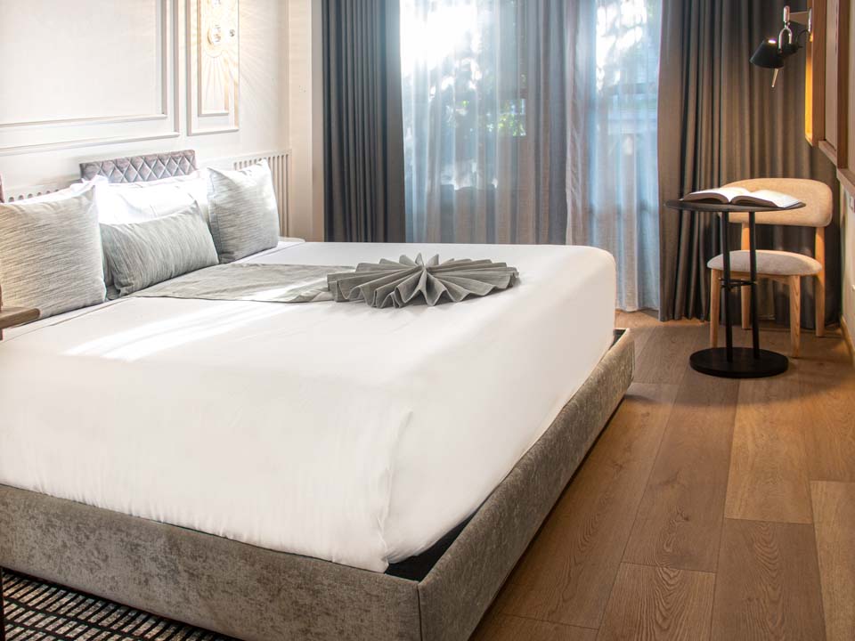 Deluxe Superior with Balcony | Oliver Luxury Experiences