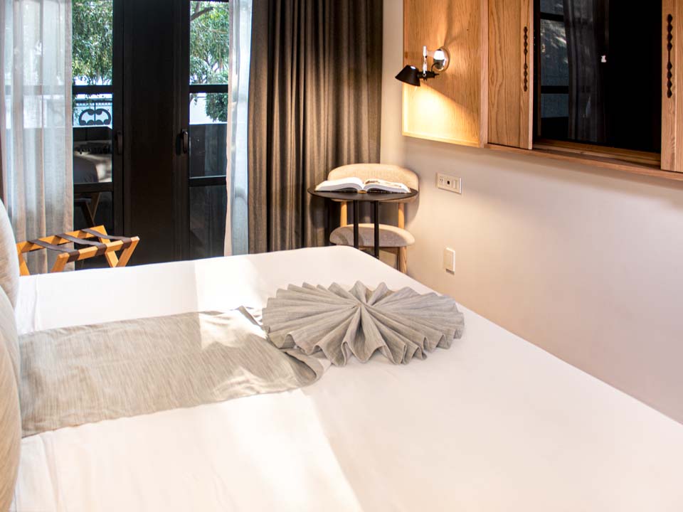 Deluxe Superior with Balcony | Oliver Luxury Experiences