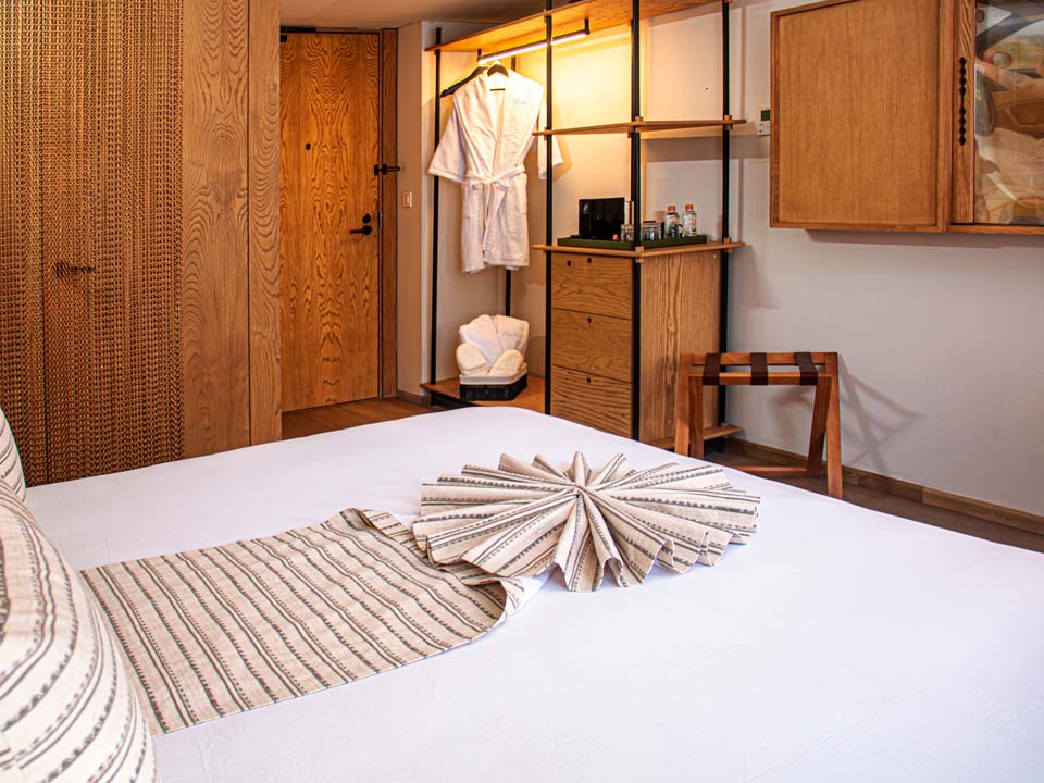 Deluxe Superior with Balcony | Oliver Luxury Experiences