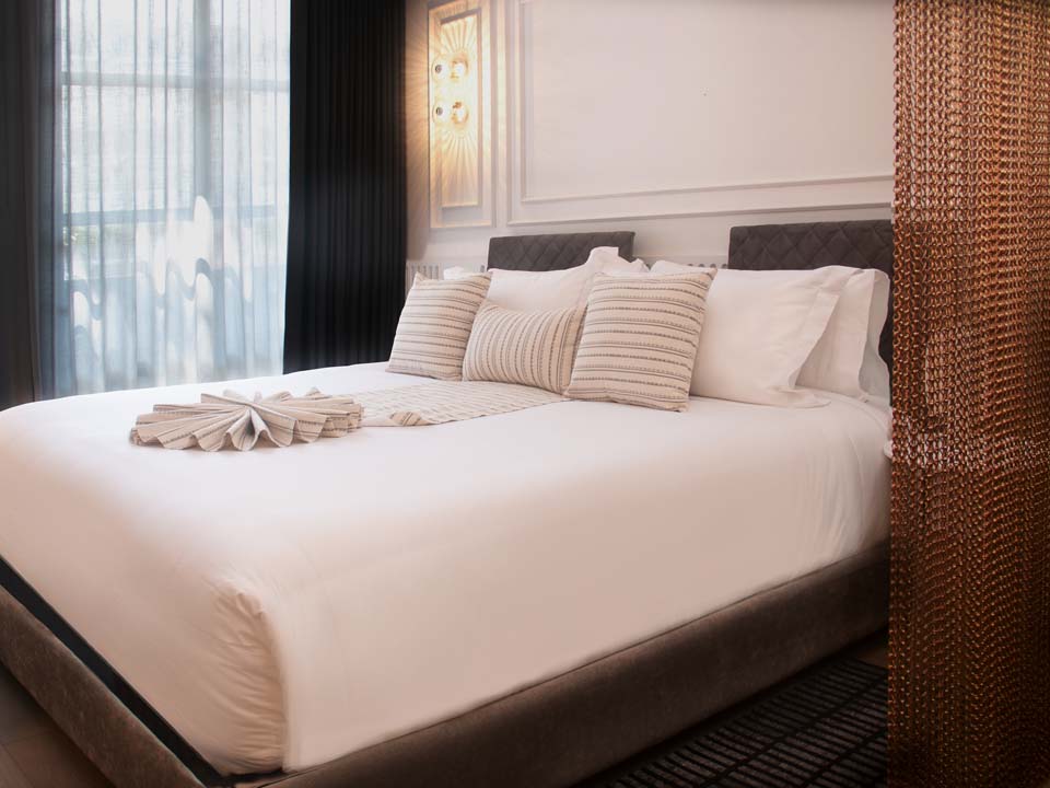 Deluxe Superior with Balcony | Oliver Luxury Experiences