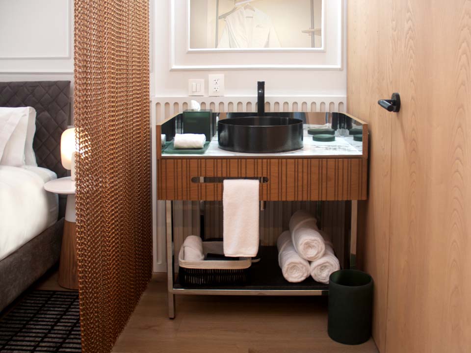 Deluxe Superior with Balcony | Oliver Luxury Experiences