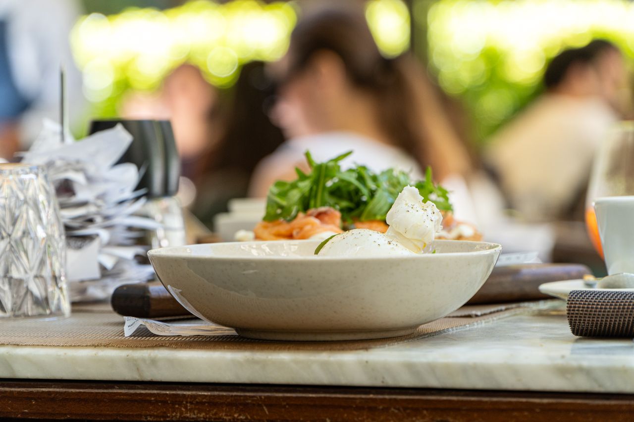 The Long Breakfast Ritual in Polanco